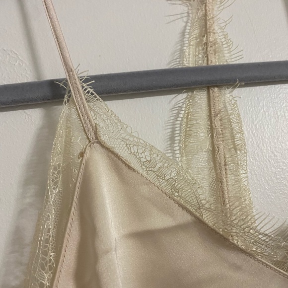 Rachel Zoe Beige Satin Camisole with Lace Trim and Racerback Size XS - Picture 3 of 9
